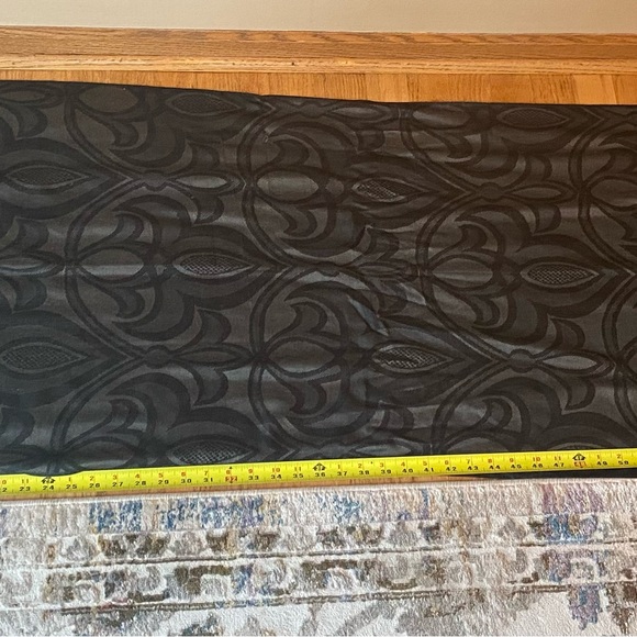 Large, soft Talbots scarf - Picture 4 of 4